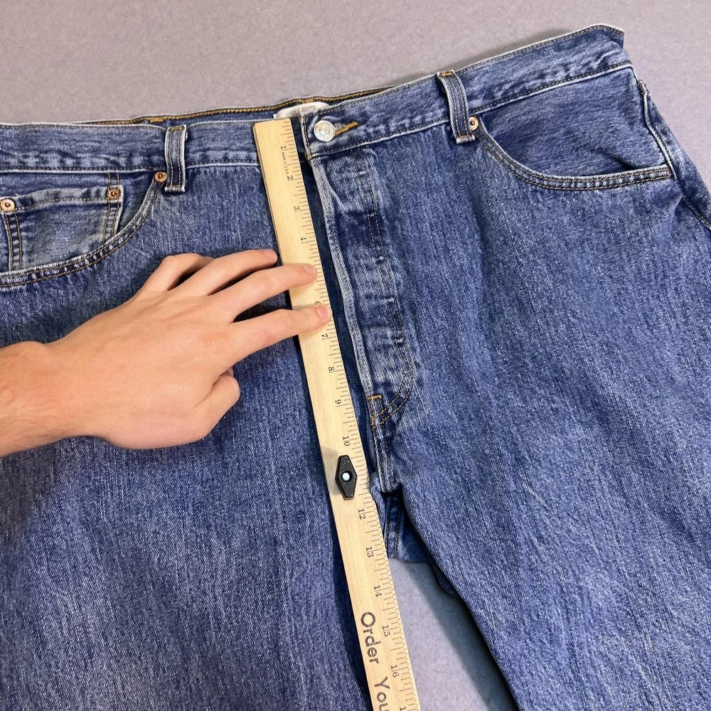 Levis 501 Jeans Mens 42x32 Blue Medium Wash Regular Straight Button Fly Denim